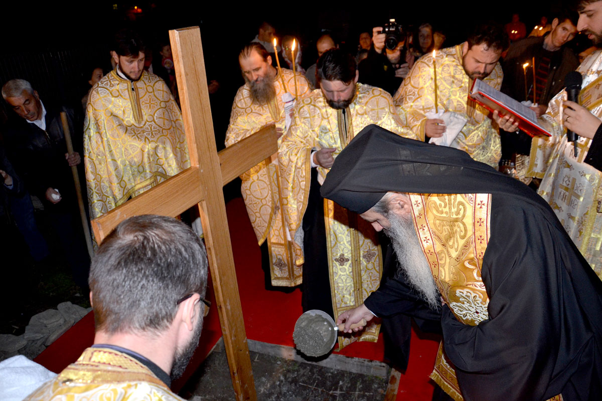 „Înălţarea acestei biserici să formeze şi conştiinţa apartenenţei credincioşilor la parohie“