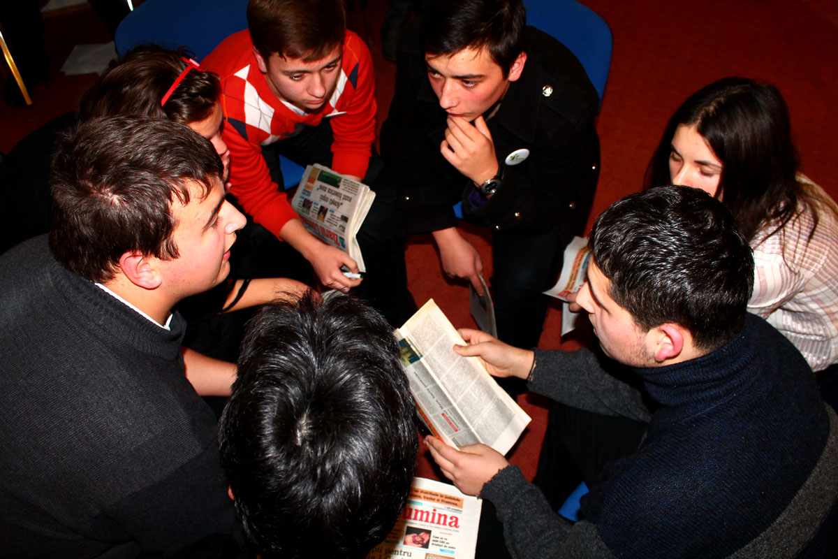 Atelier de jurnalism pentru elevii seminariilor din Arhiepiscopia Iaşilor