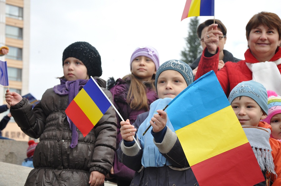 IPS Mitropolit Teofan: &quot;România de astăzi se află în «durerile naşterii» spre normalitate&quot;