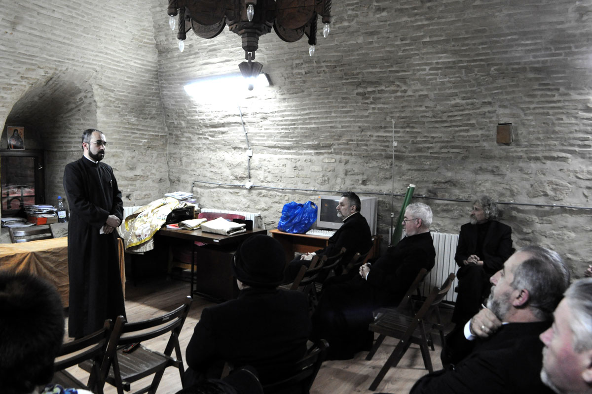 „Sfântul Ierarh Dosoftei a găsit drumul unirii omului cu Dumnezeu“