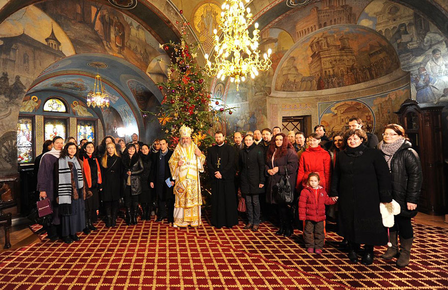 Pentru noi oamenii şi pentru a noastră mântuire