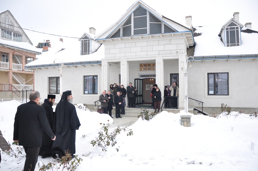 Mare sărbătoare în parohia „Tăierea Capului Sfântului Ioan Botezătorul“ din Vânători - Neamţ