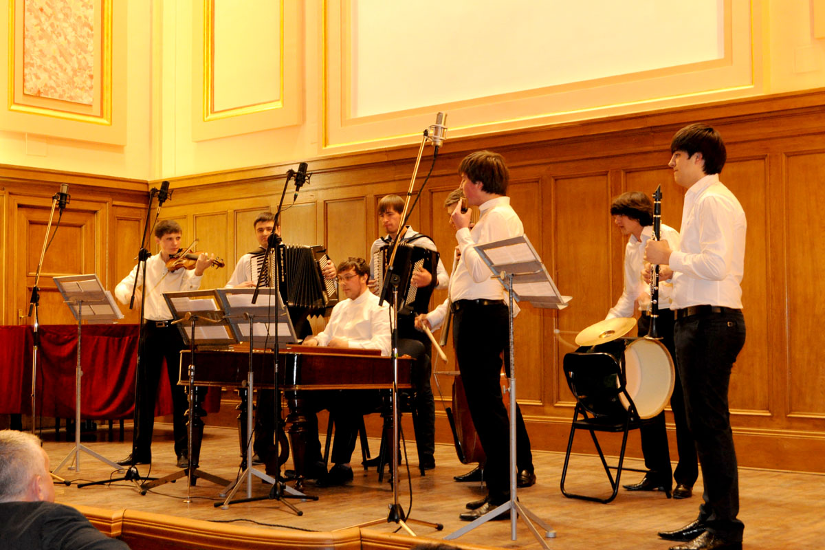 Manifestări filantropice şi culturale în parohia „Sfântul Iulian din Tars“, Iaşi