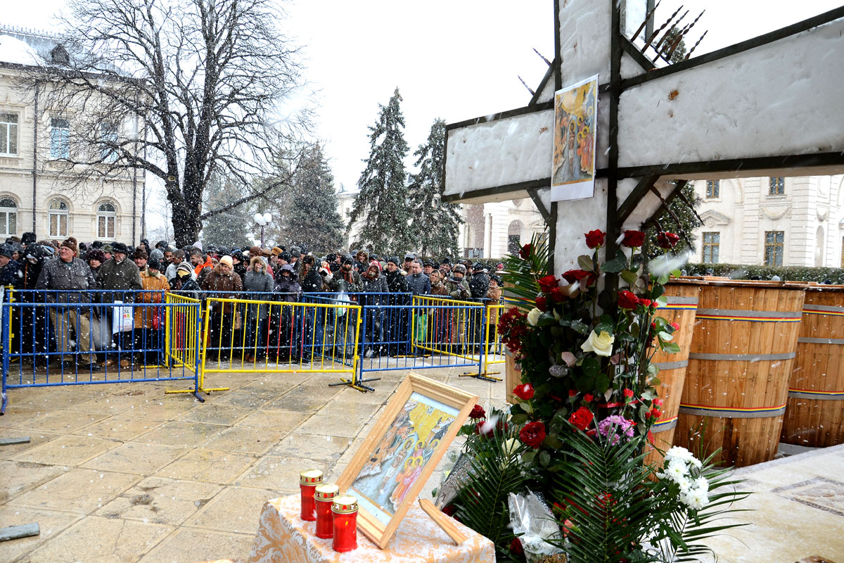 „Botezul Domnului s-a făcut pentru ca Dumnezeu să dobândească Sieşi popor ales“