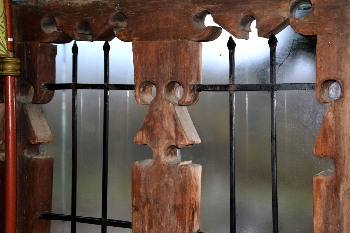 Bisericuţa din satul slatinelor