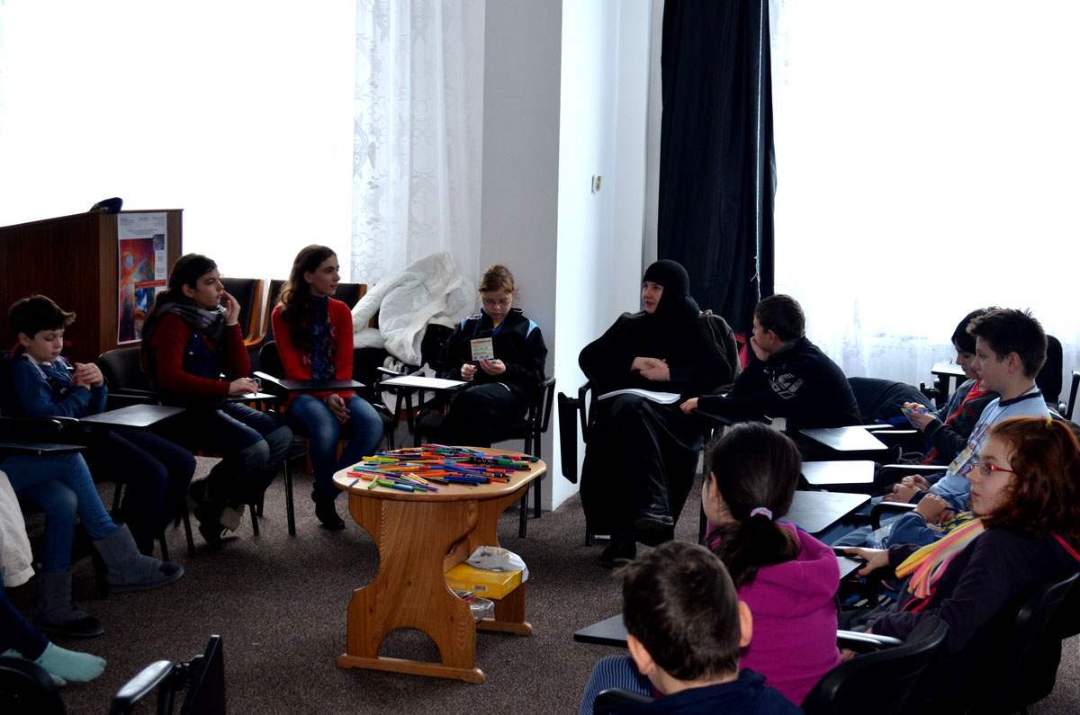 Vacanţă de neuitat în tabăra „Floare de colţ“