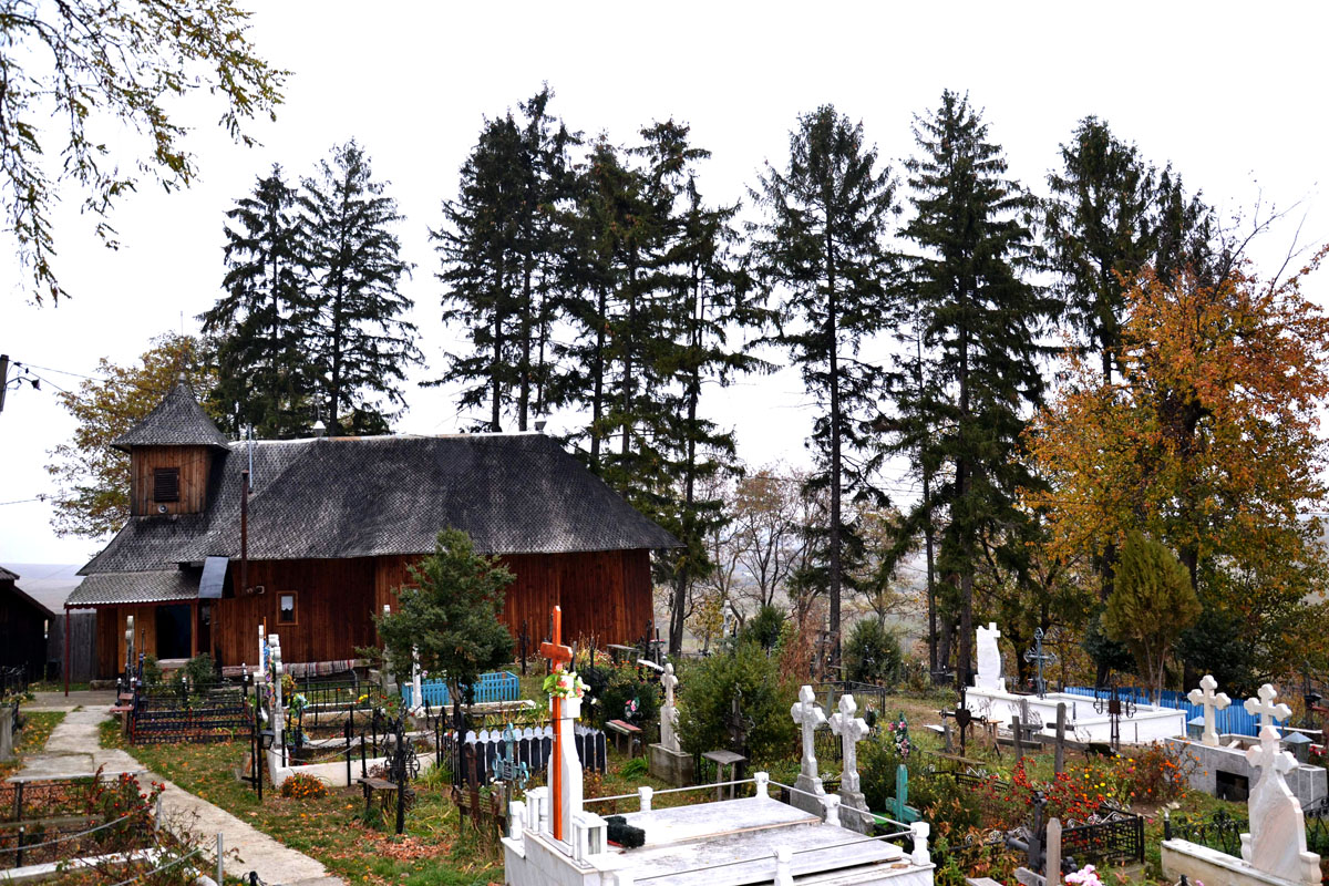 Bisericuţa supravieţuitoare de la Măşcăteşti