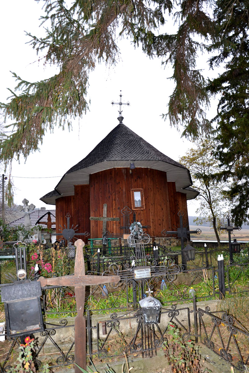 Bisericuţa supravieţuitoare de la Măşcăteşti