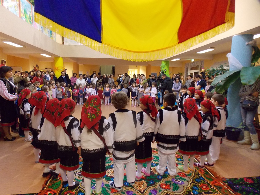 Unirea Principatelor, sărbătorită la Grădinița “Sfântul Ioan cel Nou” din Suceava