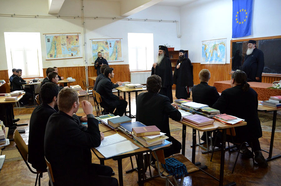 „Cel care a luat calea Bisericii este destinat să încerce să fie lumină“