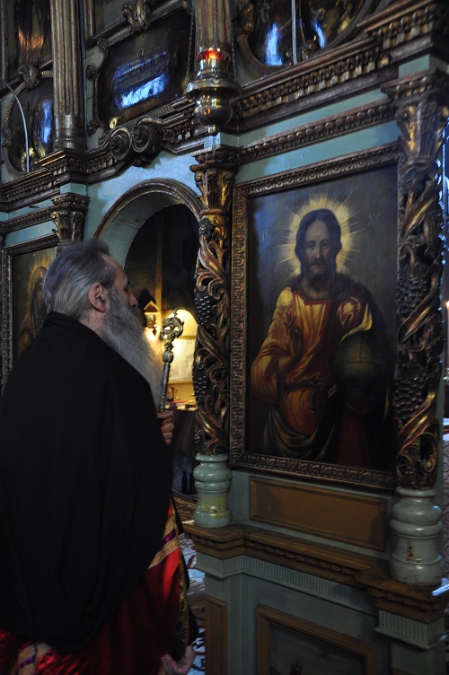 1000 de credincioşi, la Sfânta Liturghie oficiată de IPS Teofan la Urecheni