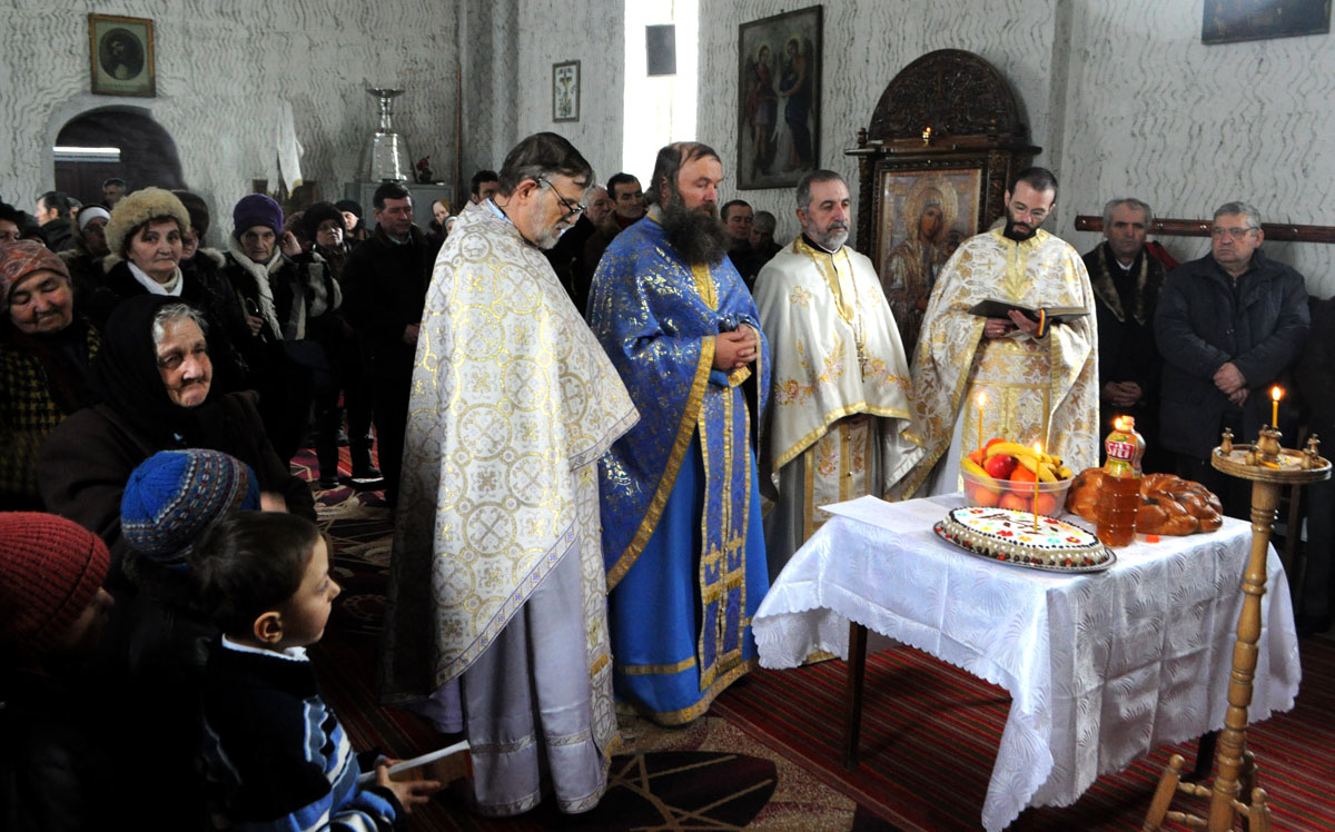 „Sfântul Grigorie Teologul a fost mereu cu mintea aţintită la Dumnezeu“