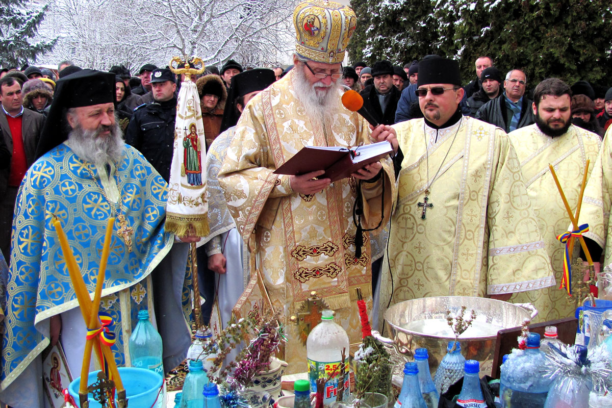 „Sfinţirea apelor este începutul legii celei noi“