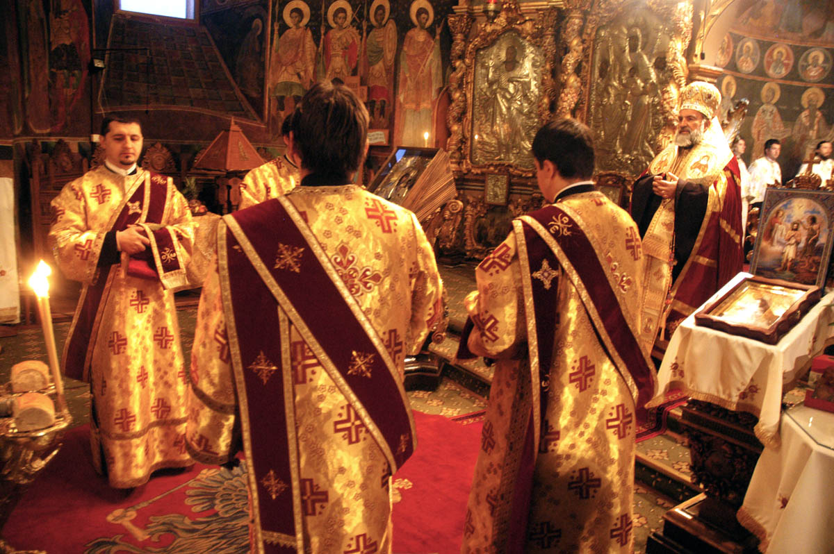 Sărbătoarea Sfântului Cuvios Antipa, la Roman