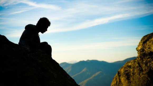 Însingurați dar niciodată singuri