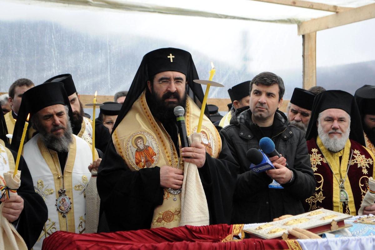 IPS Adrian Hriţcu, înmormântat la Mănăstirea Pogleţ din judeţul Bacău