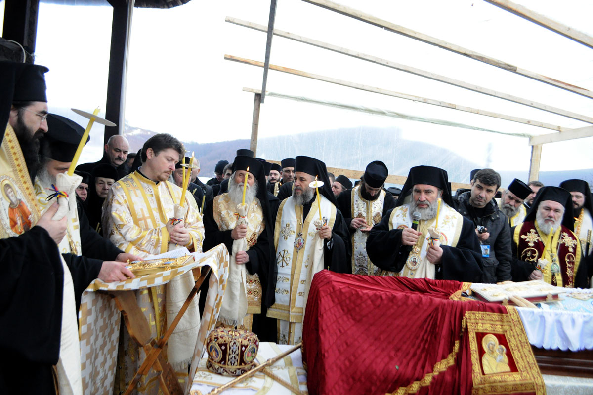 IPS Adrian Hriţcu, înmormântat la Mănăstirea Pogleţ din judeţul Bacău