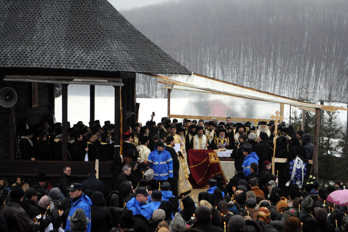 IPS Adrian Hriţcu, înmormântat la Mănăstirea Pogleţ din judeţul Bacău