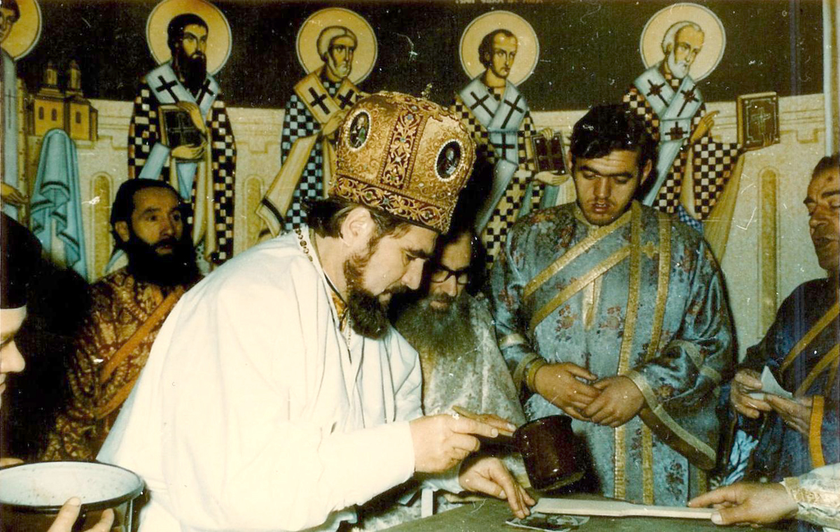 IPS Adrian Hriţcu, înmormântat la Mănăstirea Pogleţ din judeţul Bacău