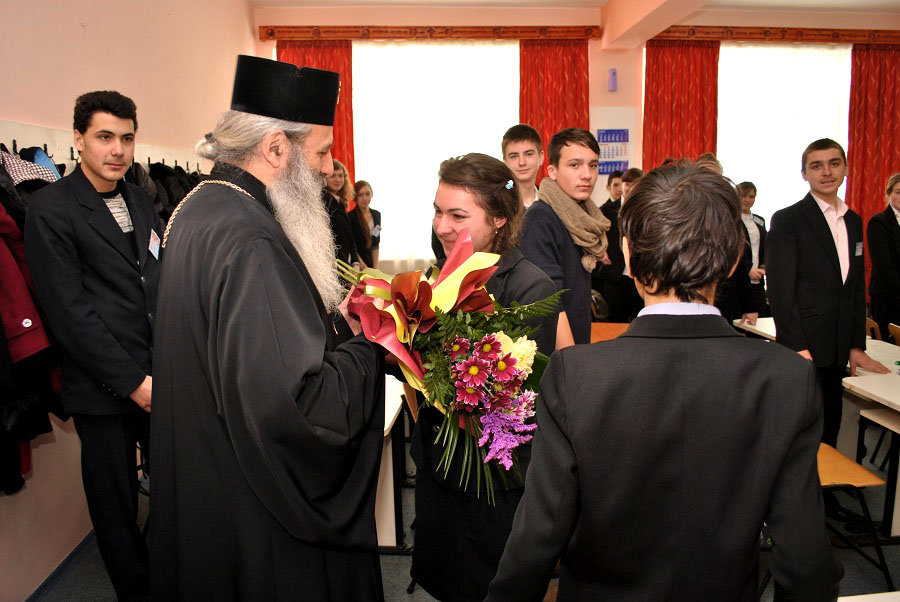 Liturghie arhierească şi lansare de revistă la Seminarul Teologic Dorohoi