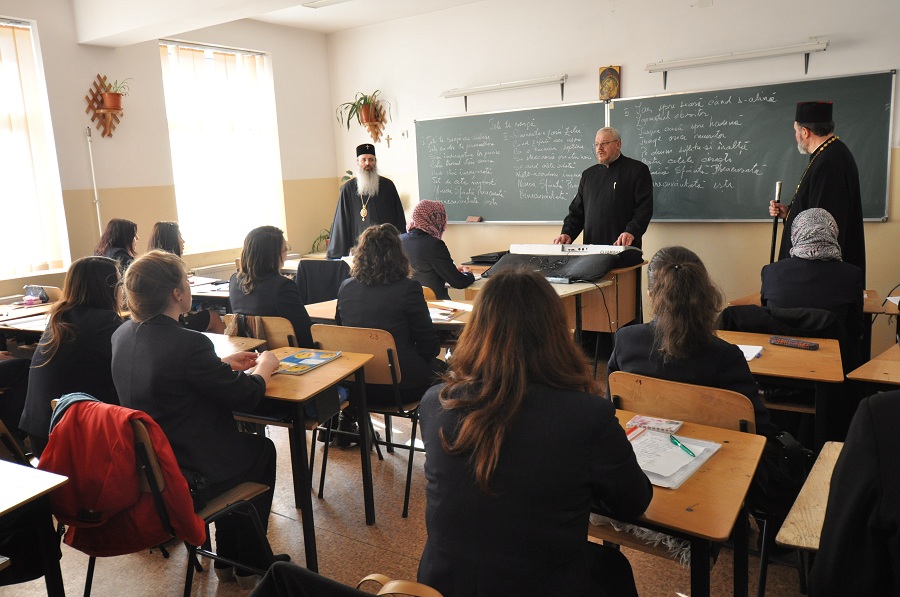 Zi de rugăciune şi de întâlnire cu elevii Seminarului Teologic Botoşani