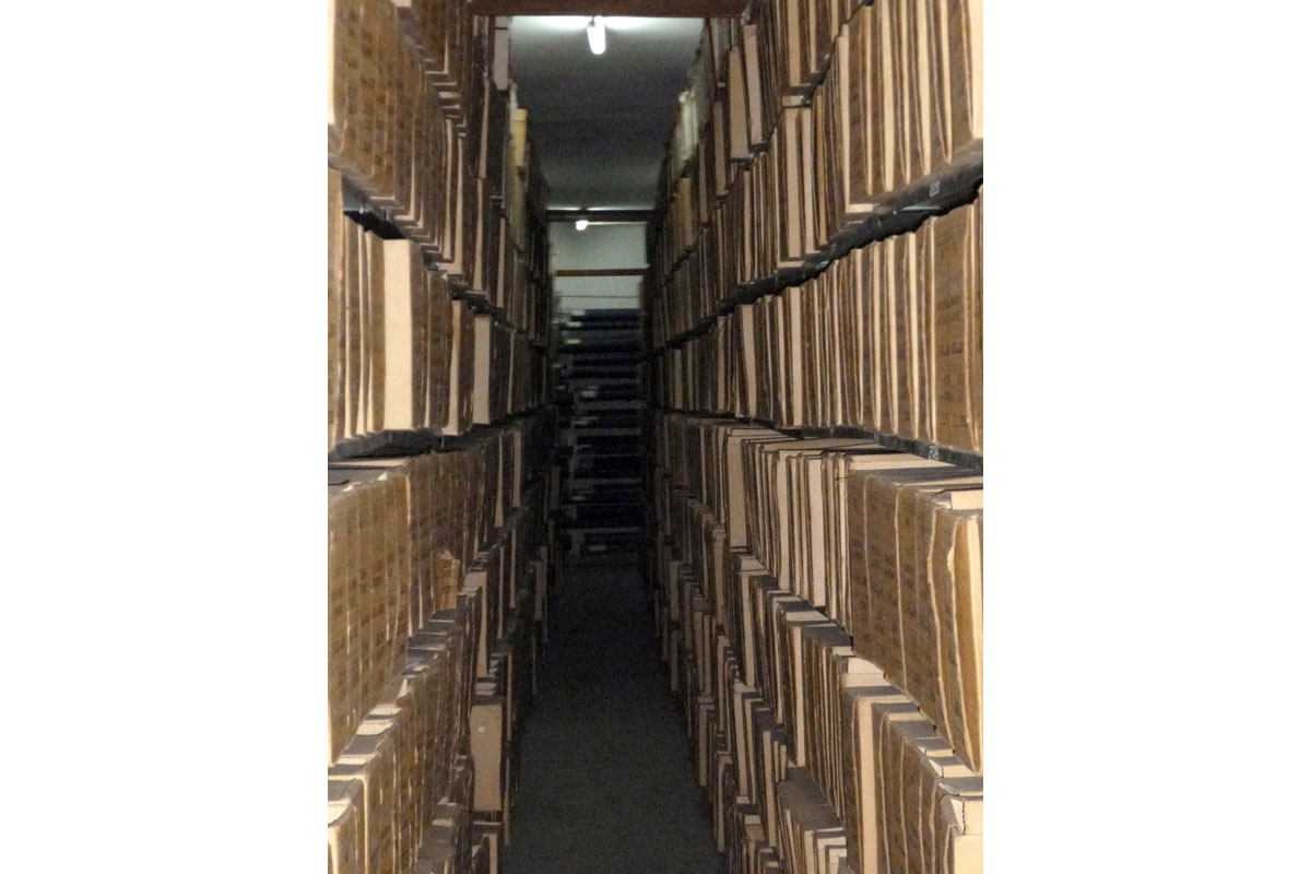 Tezaurul arhivistic al Mitropoliei s-a reîntors la Iaşi