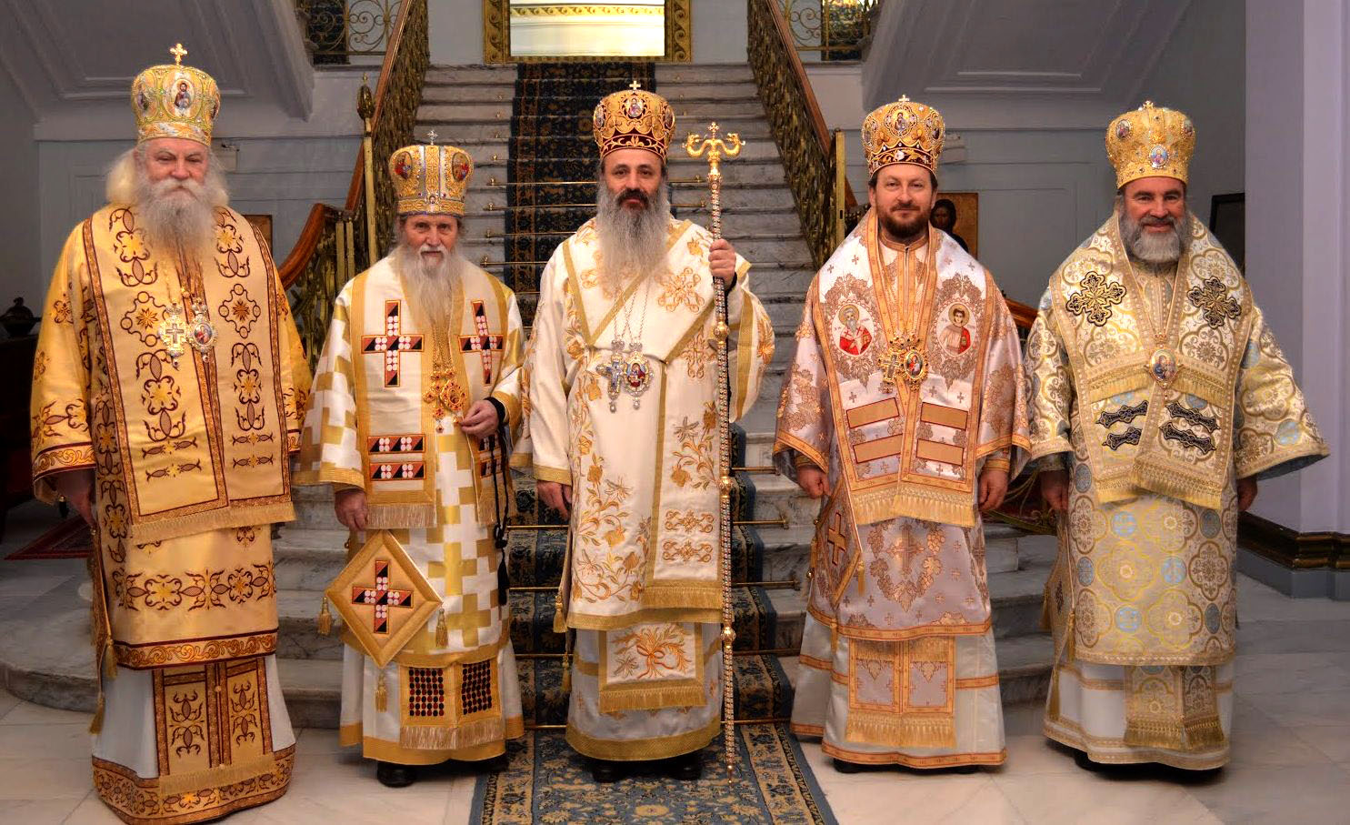 Slujiri arhiereşti în Mitropolia Moldovei şi Bucovinei Slujiri arhiereşti în Mitropolia Moldovei şi Bucovinei