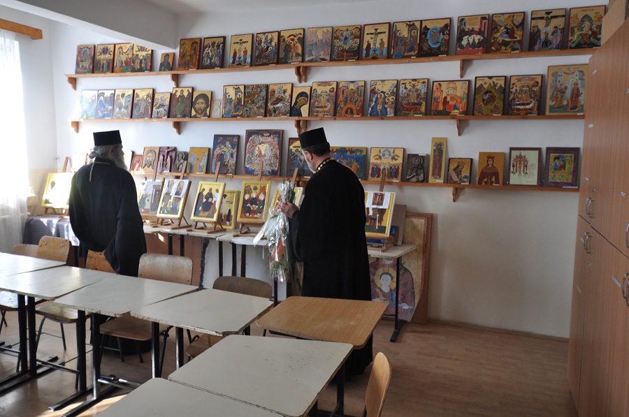 Zi de rugăciune şi de întâlnire cu elevii Seminarului Teologic Botoşani