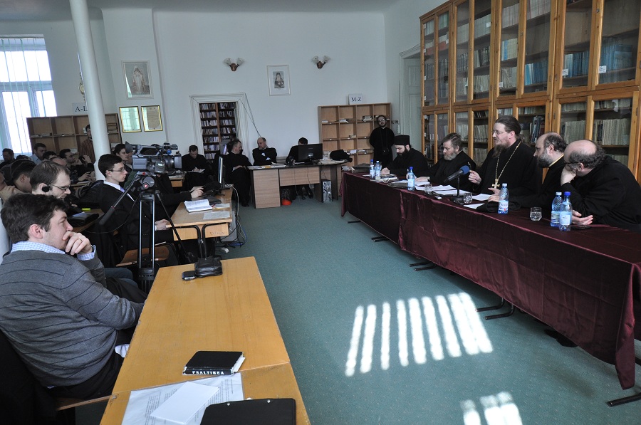 Părintele decan al Facultăţii de Teologie Ortodoxă din New York a conferenţiat la Iaşi