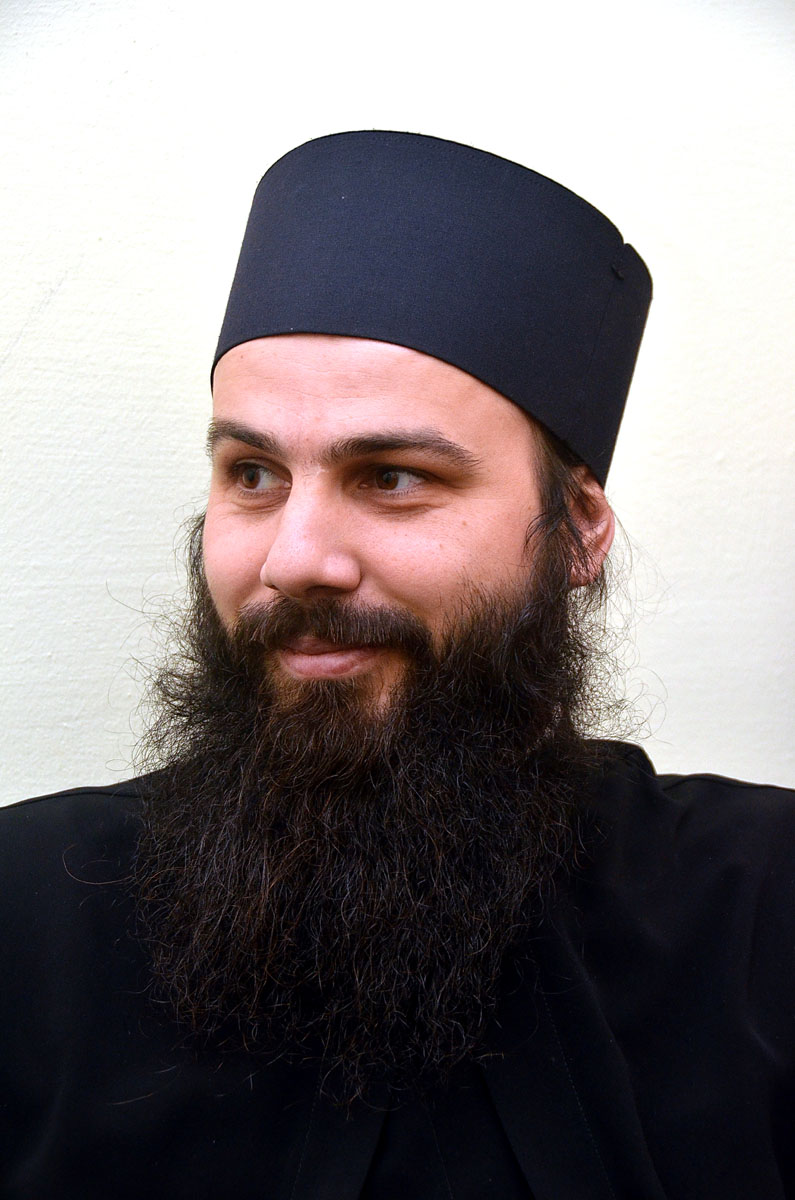 Un profesor de religie trebuie să aibă gândul că ceea ce face este ceva extraordinar