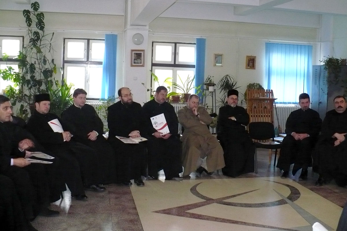 Atelier de lucru pentru preoţii de caritate din Eparhia Romanului şi Bacăului