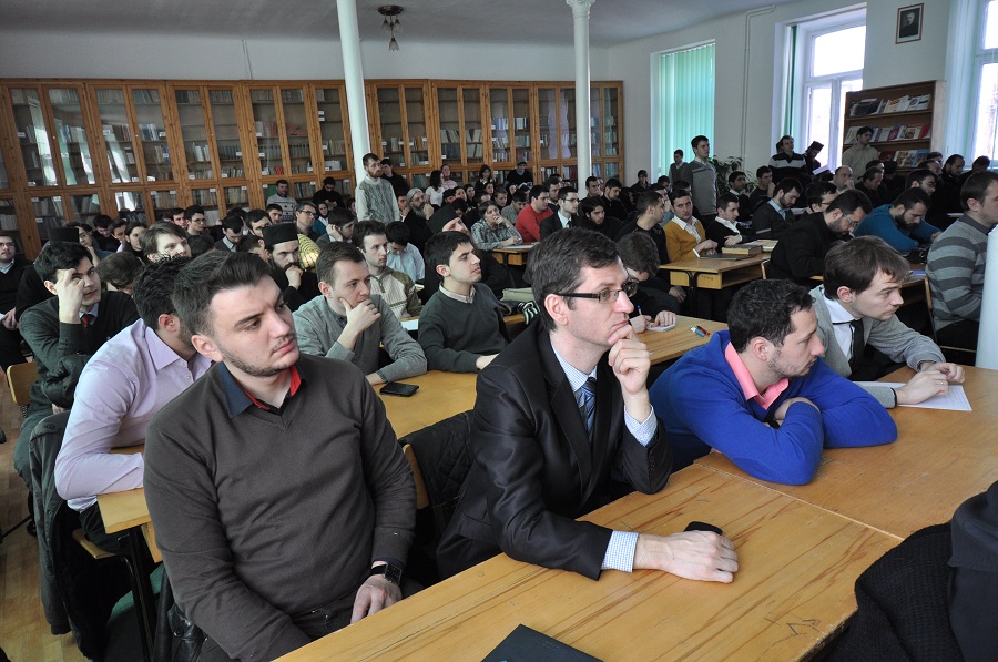 Părintele decan al Facultăţii de Teologie Ortodoxă din New York a conferenţiat la Iaşi
