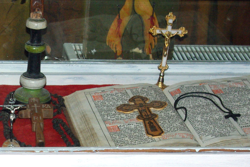 Expoziţie de cruci la parohia Urecheni