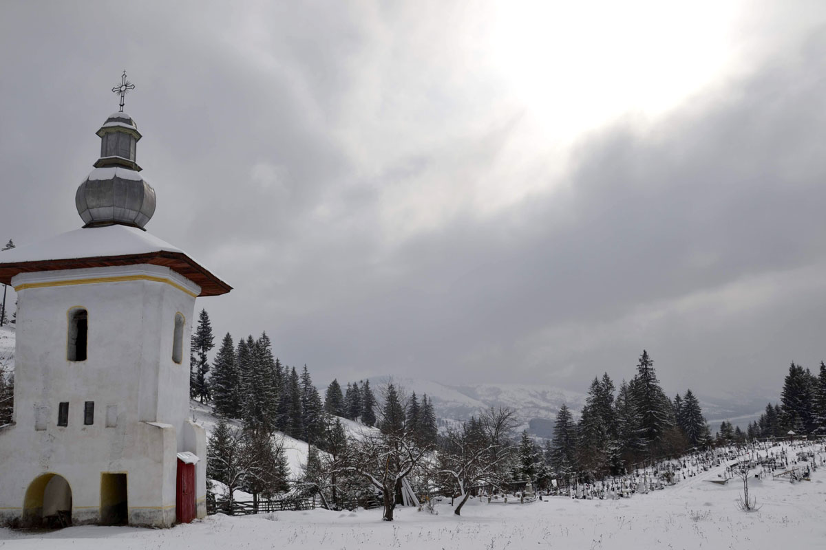 Bisericuţa de pe munte