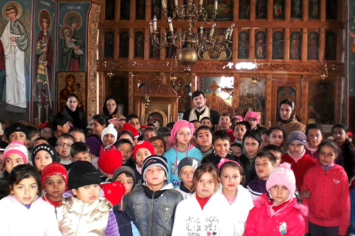 Cateheză pentru copiii Şcolii Zmeu