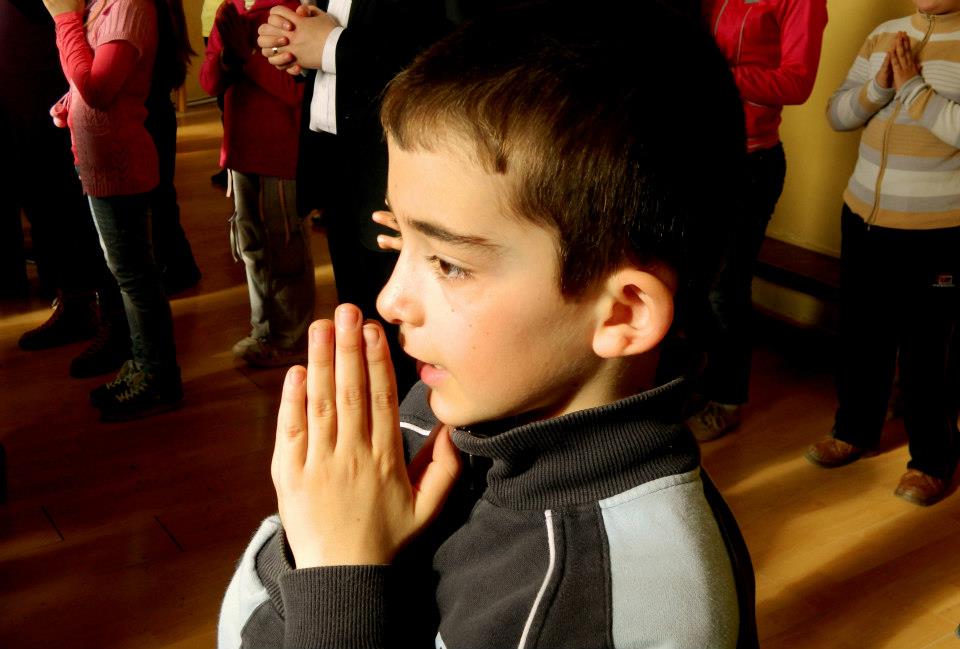 Întâlniri catehetice pentru copiii din Săvineşti