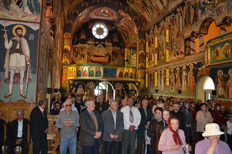 Oraşul Piatra Neamţ a primit vizita Înaltpreasfinţitului Mitropolit Teofan