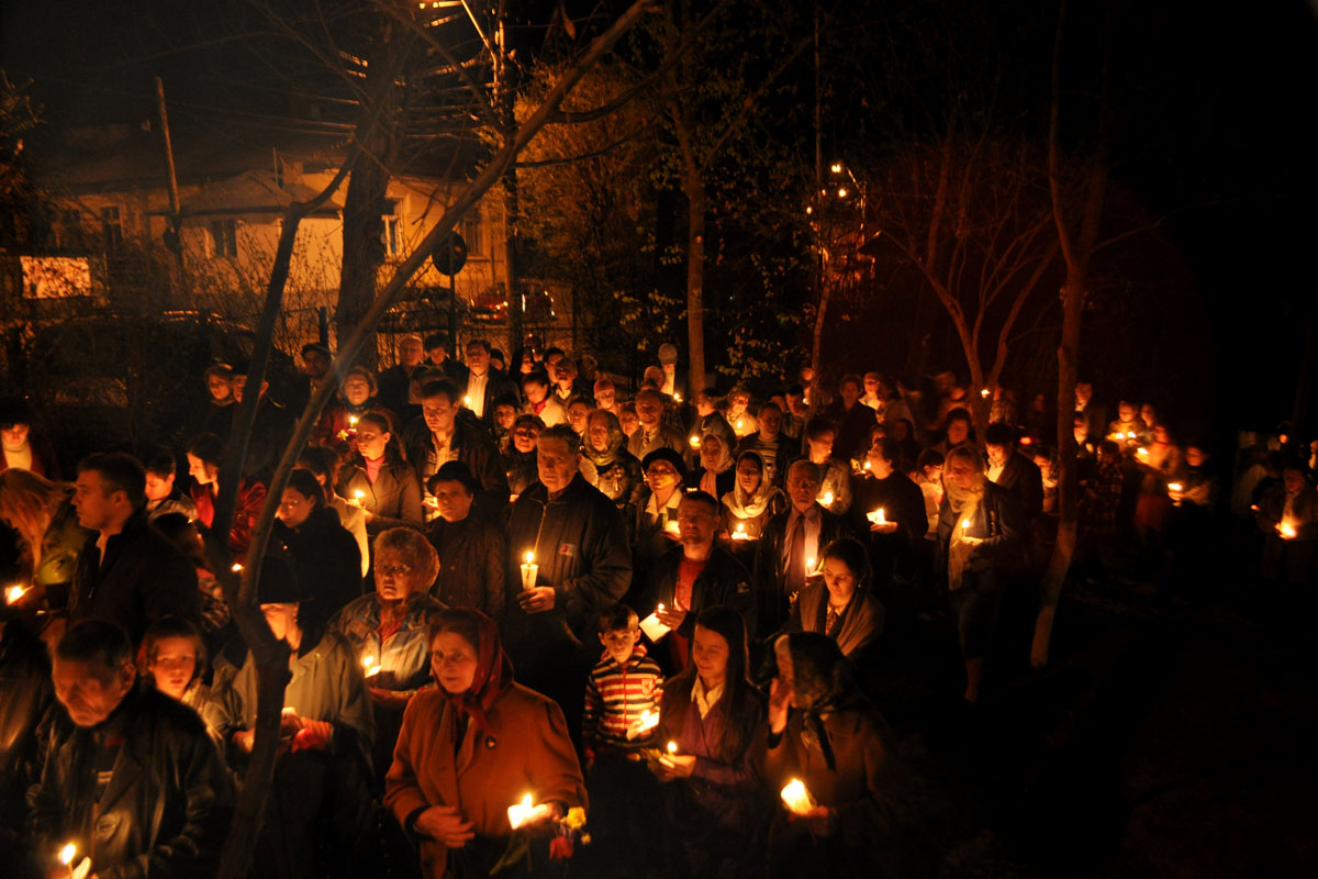 Programe speciale în Săptămâna Patimilor