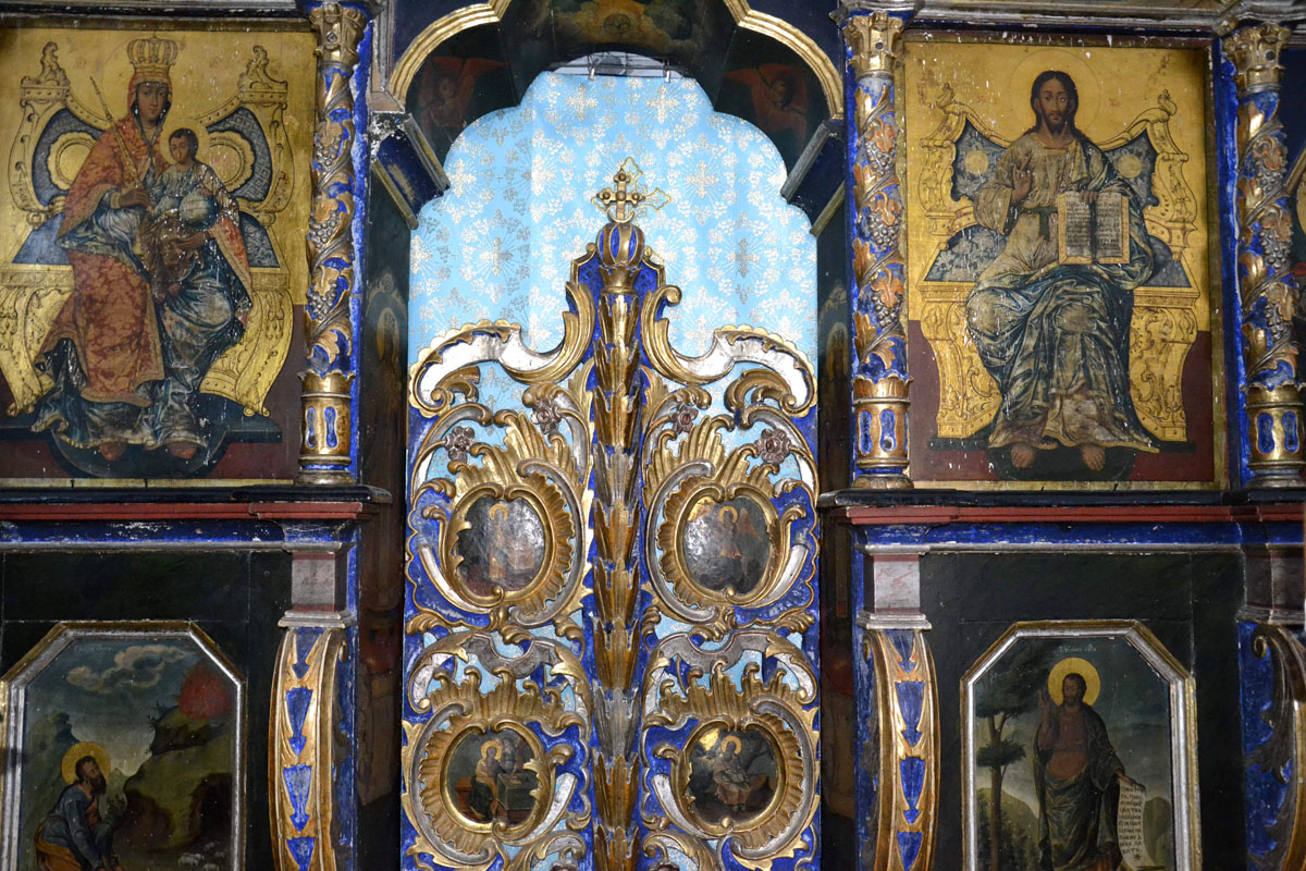 Mai aproape de Cer, în schitul de la Ţibucani