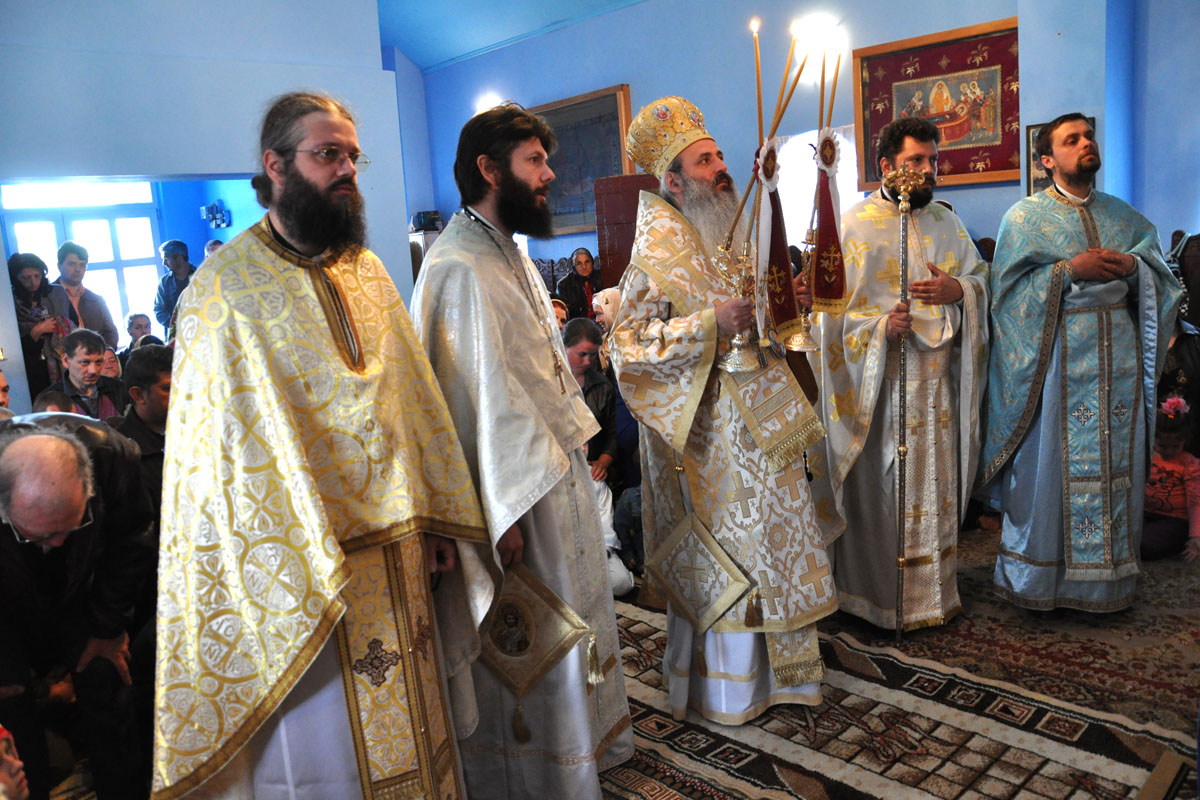 Dublă sărbătoare în parohia Horleşti