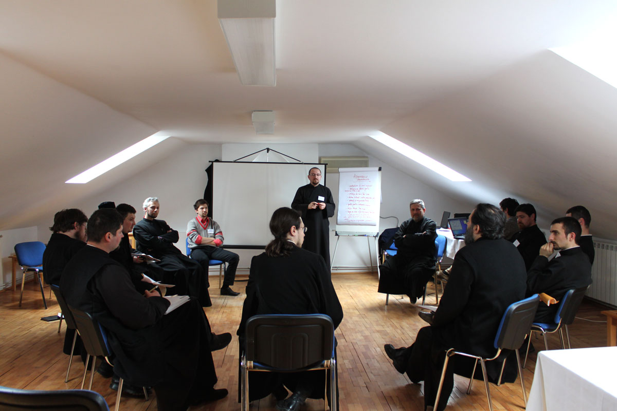 „Seminar de formare pentru preoţi în activitatea Pro Vita“