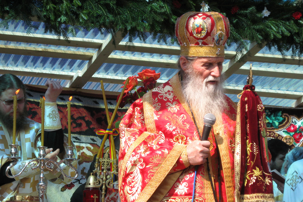 IPS Pimen a slujit ieri la Mănăstirea Voroneţ Mănăstirea Voroneţ şi-a sărbătorit hramul