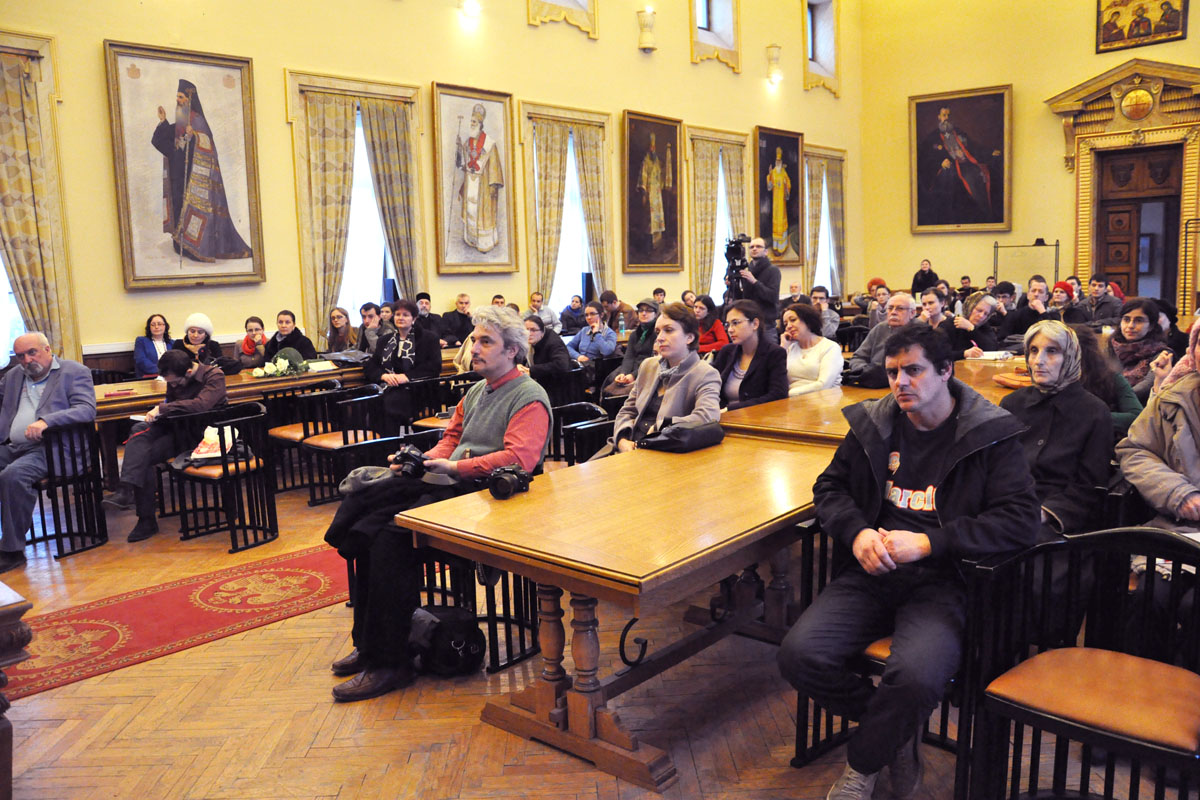 „Mi-am spus că trebuie să caut o poezie prin care să iasă viaţă, şi aşa am găsit Ortodoxia“