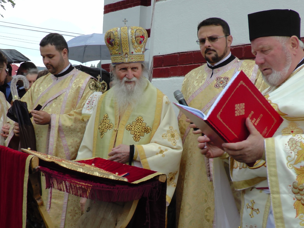 100 de ani de la zidirea bisericii parohiei Iacobeni, Protopopiatul Câmpulung Moldovenesc 100 de ani de la zidirea bisericii parohiei Iacobeni, Protopopiatul Câmpulung Moldovenesc