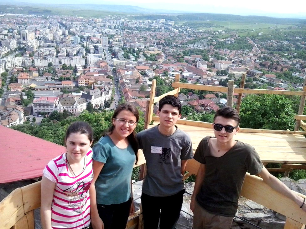 Rezultate meritorii ale Seminariilor teologice din cuprinsul Mitropoliei Moldovei şi Bucovinei, la Olimpiada Naţională de Religie