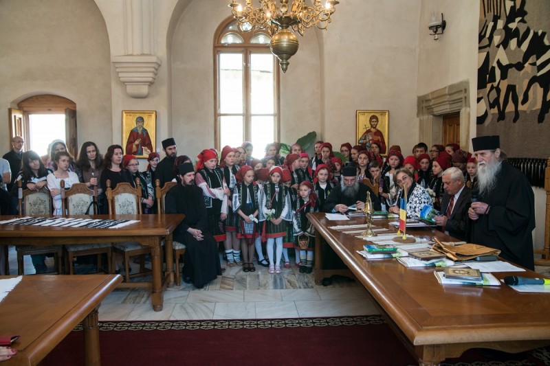 &quot;Cultură şi Spiritualitate Românească&quot;, la Mănăstirea Putna