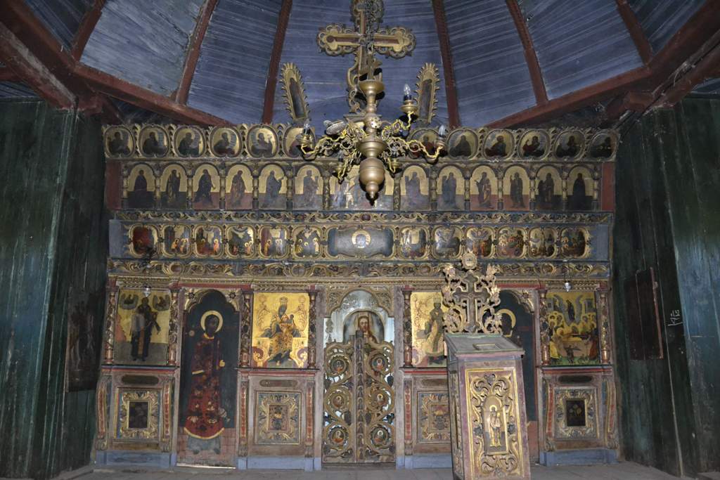 Bisericuţa de lemn, “inima Cerviceştilor”