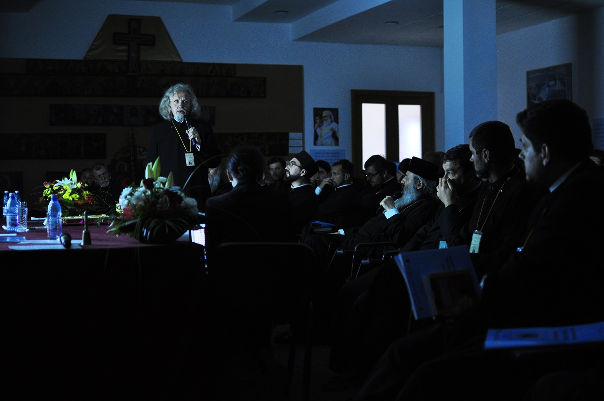 La Durău au debutat conferinţele semestriale preoţeşti ale Arhiepiscopiei Iaşilor