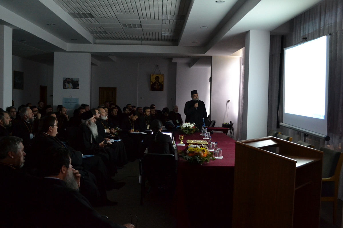 Preoţii Protopopiatului Piatra Neamţ, în conferinţă semestrială de primăvară Preoţii Protopopiatului Piatra Neamţ, în conferinţă semestrială de primăvară