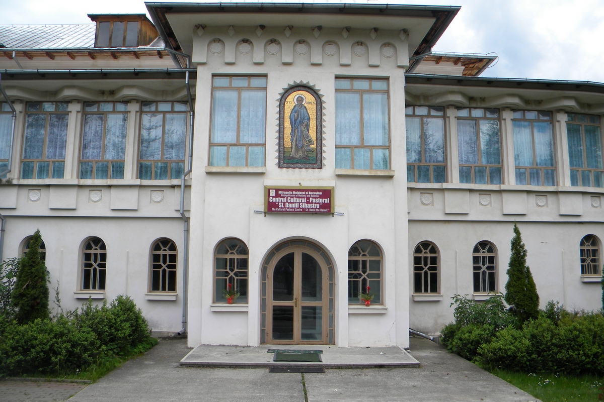 Preoţii Protopopiatului Piatra Neamţ, în conferinţă semestrială de primăvară Preoţii Protopopiatului Piatra Neamţ, în conferinţă semestrială de primăvară